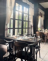 Zinos Hotel