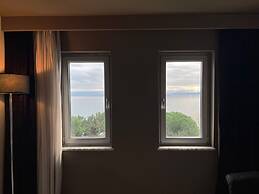 Zinos Hotel