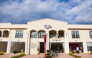 Room Room Boutique Hotel