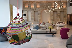 Athenaeum Grand Hotel