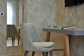 Athenaeum Grand Hotel