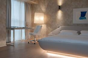 Athenaeum Grand Hotel