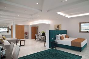 Athenaeum Grand Hotel