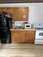 Curley's Resort & Dive Center