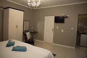 Village Boutique Hotel