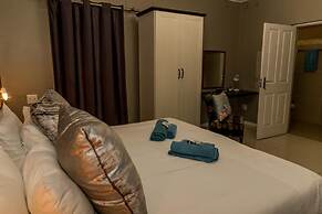 Village Boutique Hotel