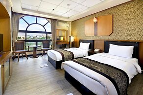 Jinsa Lakeside View Hotel