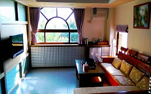 Jinsa Lakeside View Hotel