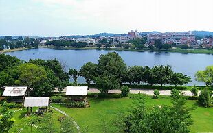 Jinsa Lakeside View Hotel