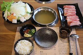 Jinsa Lakeside View Hotel