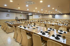 Jinsa Lakeside View Hotel