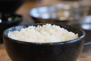 Jinsa Lakeside View Hotel