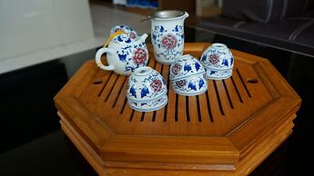 Jinsa Lakeside View Hotel