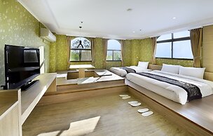 Jinsa Lakeside View Hotel