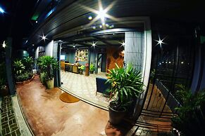 Talardkao Balcony Krabi - Hostel