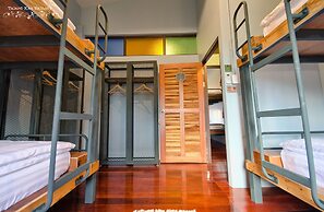 Talardkao Balcony Krabi - Hostel