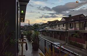 Talardkao Balcony Krabi - Hostel