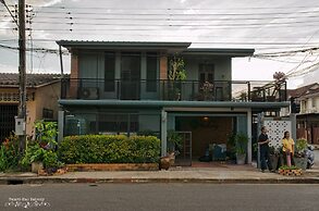 Talardkao Balcony Krabi - Hostel
