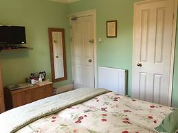 Polraen Country House