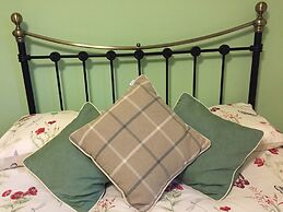 Polraen Country House