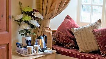 Polraen Country House