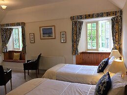 Polraen Country House