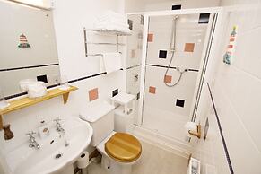 Polraen Country House