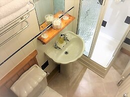 Polraen Country House