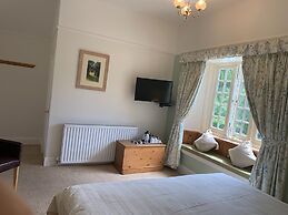 Polraen Country House