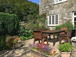 Polraen Country House