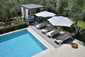 Sunlight Breeze Villa