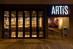 White House Asoke Sukhumvit 18