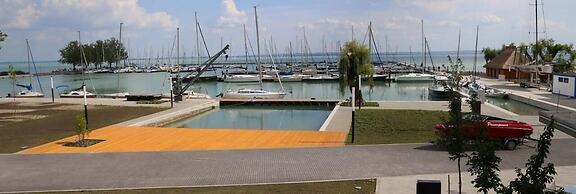 Alsóörs Marina Hotel