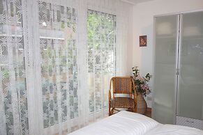 Tolstov-Hotels Big 2 Room Roßstrasse Apartment