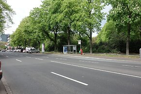 Tolstov-Hotels Big 2 Room Roßstrasse Apartment