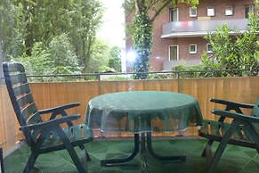 Tolstov-Hotels Big 2 Room Roßstrasse Apartment