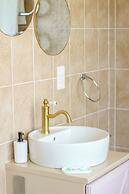 Easy Stay by Hotel La Perla