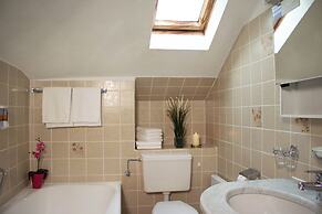 Easy Stay by Hotel La Perla