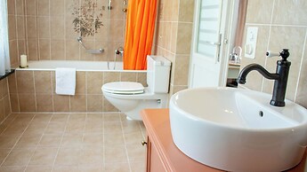 Easy Stay by Hotel La Perla