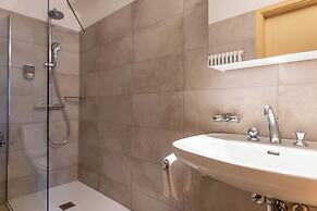 Easy Stay by Hotel La Perla