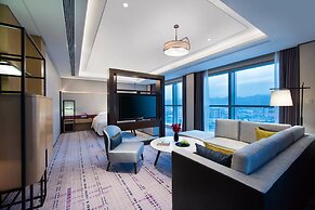 Crowne Plaza Baoji City Center by IHG