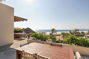 Marea Beachfront Villas