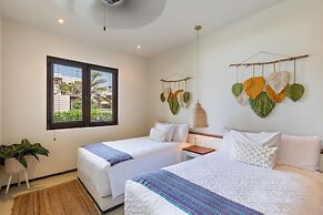 Marea Beachfront Villas