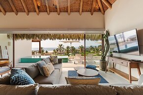 Marea Beachfront Villas
