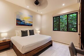 Marea Beachfront Villas