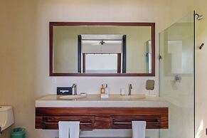 Marea Beachfront Villas