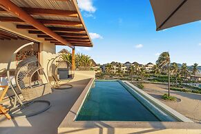 Marea Beachfront Villas