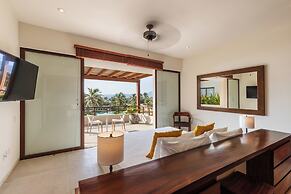 Marea Beachfront Villas