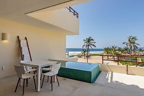 Marea Beachfront Villas