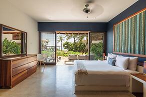 Marea Beachfront Villas